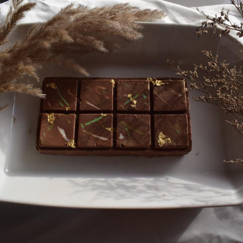 KUNAFA CRUNCH BAR CHOCOLATE | THECHOCOLATEDAZE