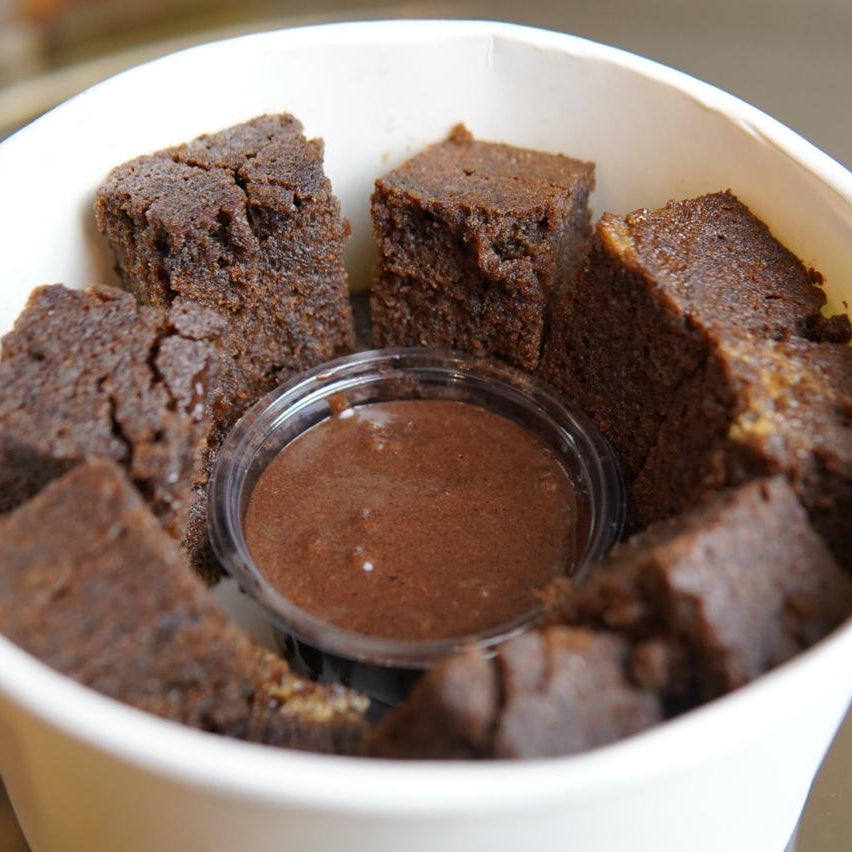 FUDGE BROWNIE BITES | THECHOCOLATEDAZE