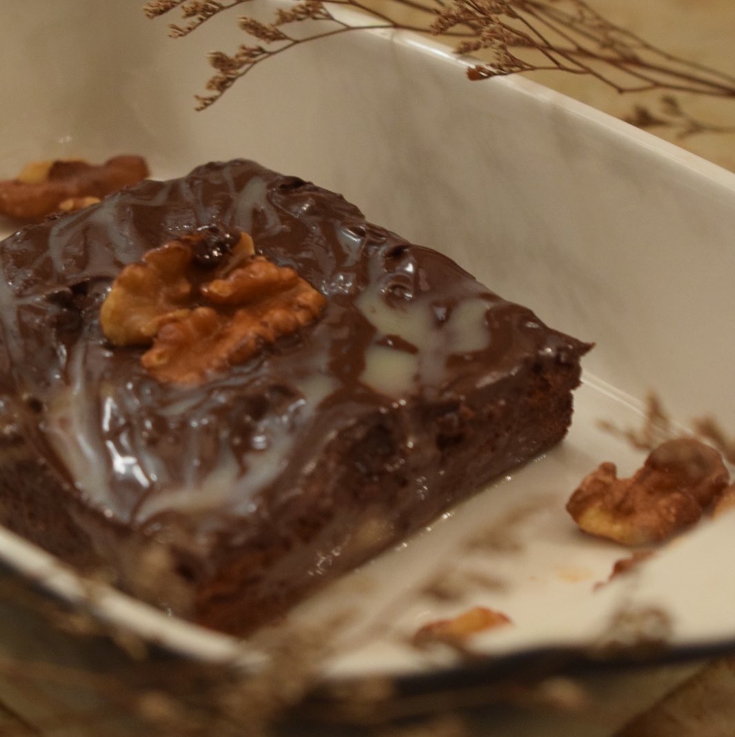 NUTTY FUDGE BROWNIE | THECHOCOLATEDAZE