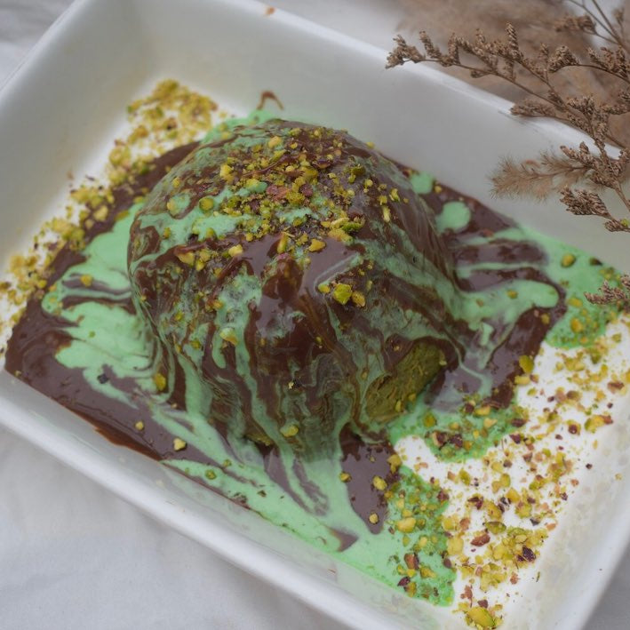 PISTACHIO KUNAFA CHEESEBOMB | THECHOCOLATEDAZE